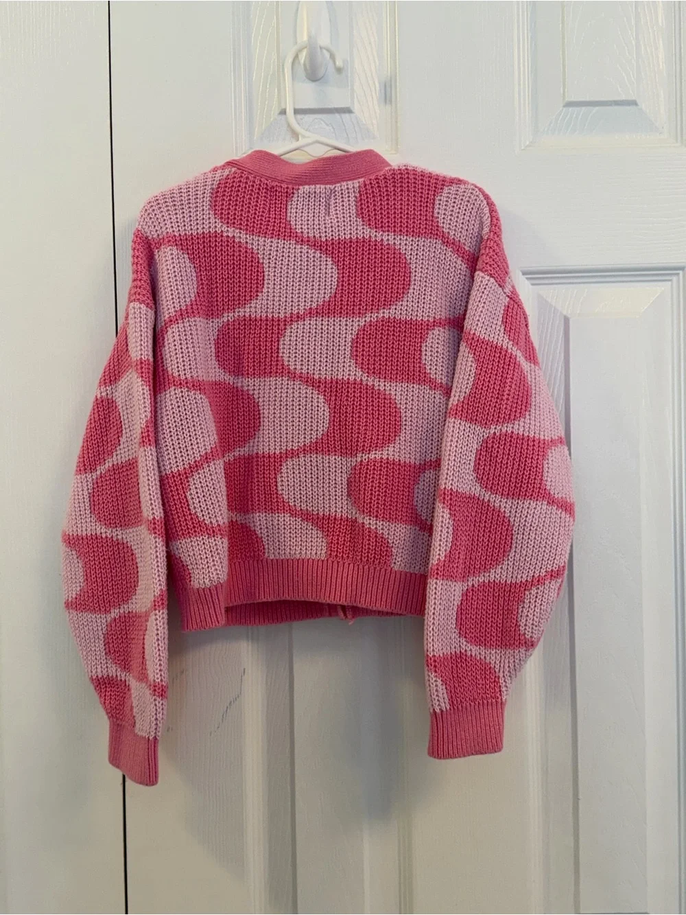Old Navy Girls Pink Abstract Pattern Cotton Cardigan Size M 8
